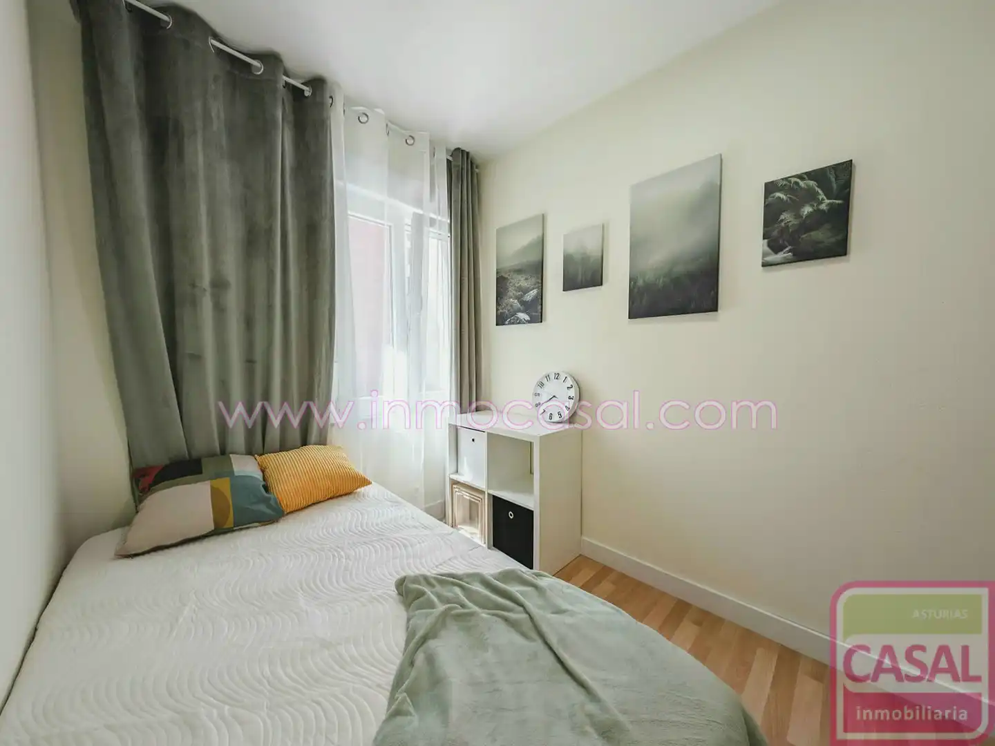 Schlafzimmer von Wohnung zum Verkauf in Oviedo  mit Abstellraum und Möbliert