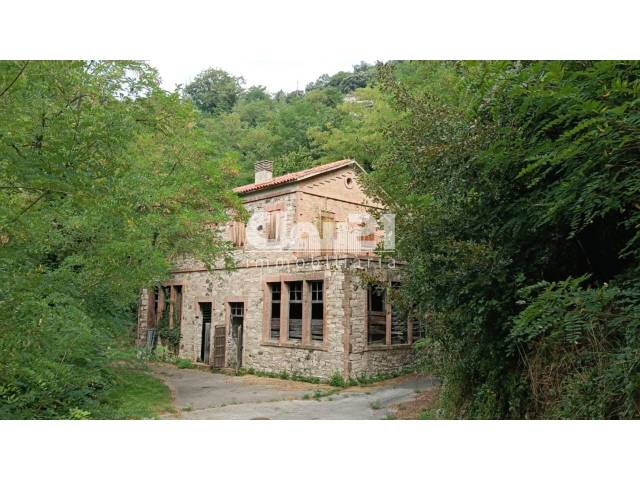 Casa-chalet en Venta en Cercs