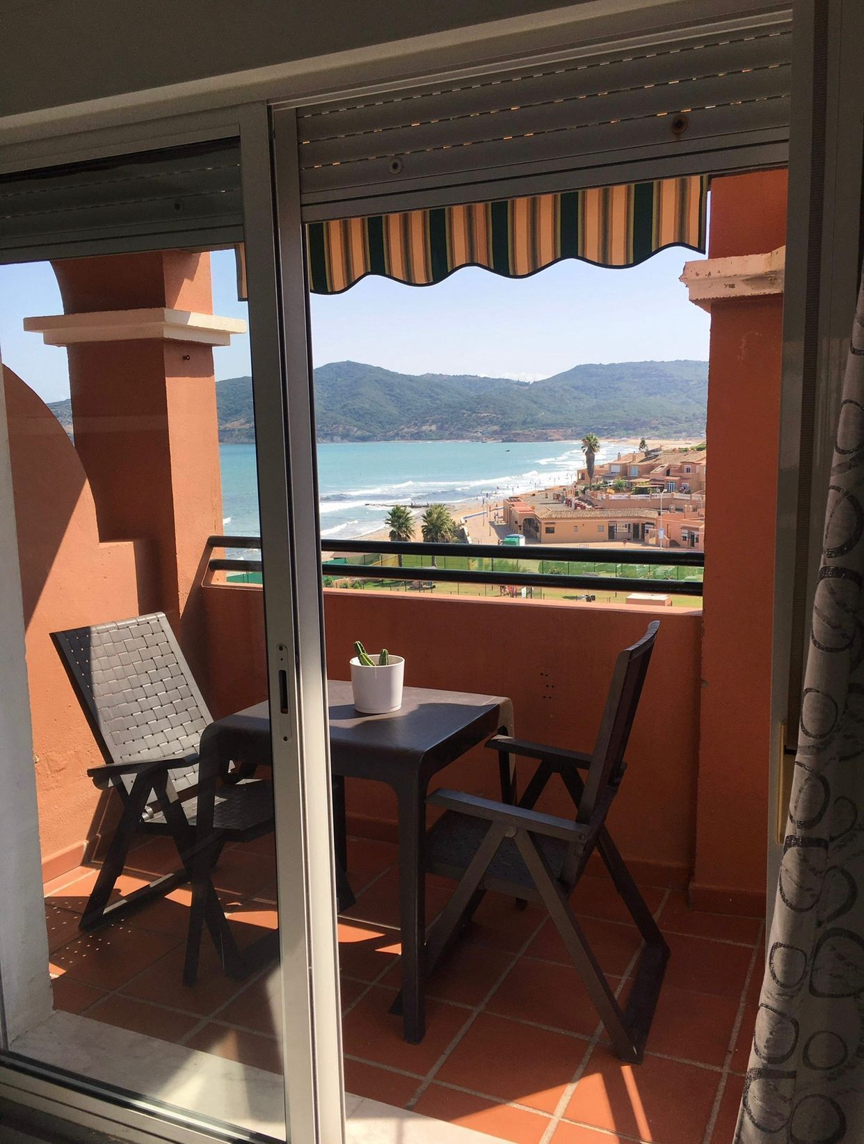 Balcony of Apartment to rent in Algeciras  with Furnished and Community pool