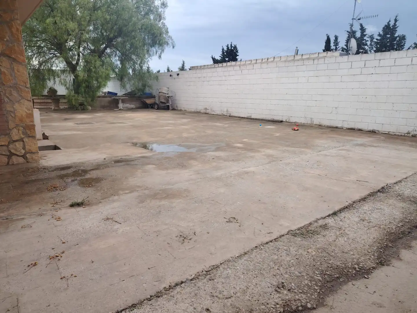 Parking of Houses for sale in Zaragoza  with Heating, Storage room and Swimming Pool
