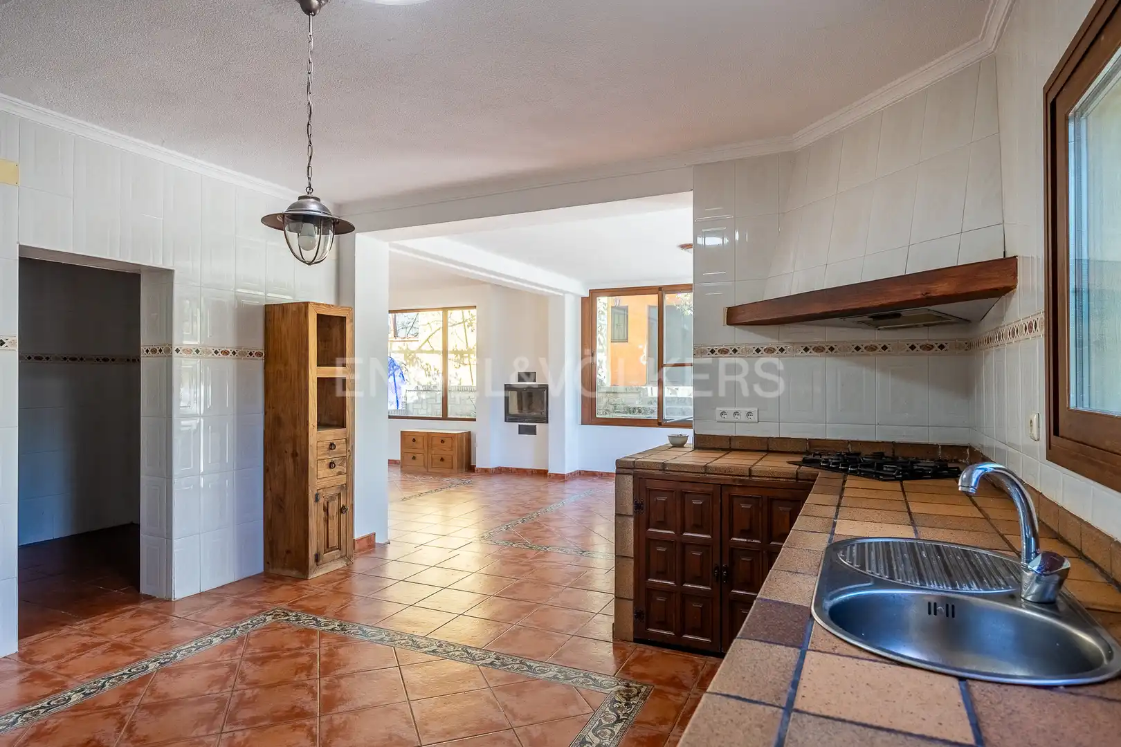 Cocina de Finca rústica en venta en El Castillo de las Guardas con Calefacción, Jardín privado y Terraza