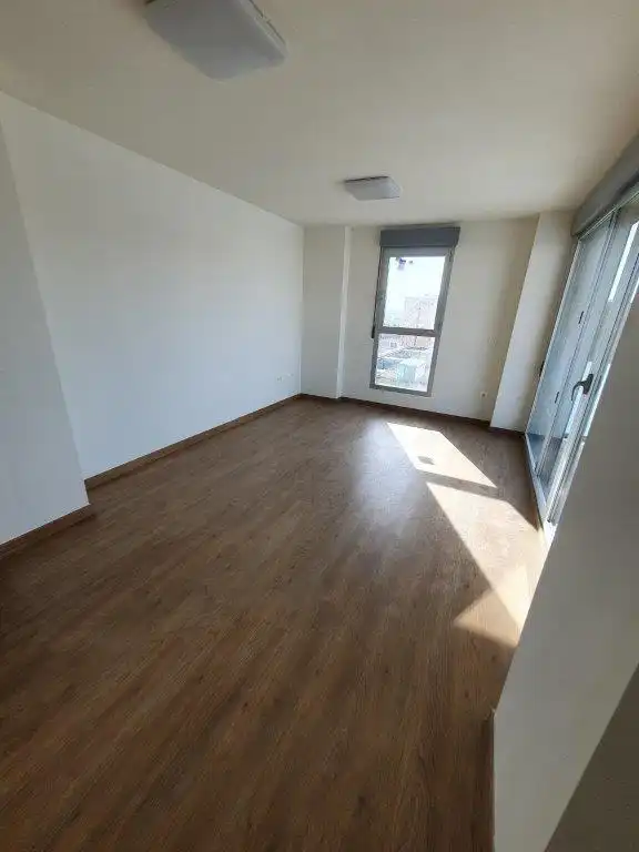 Habitación de Piso de alquiler en Valencia con Aire acondicionado, Terraza y Trastero