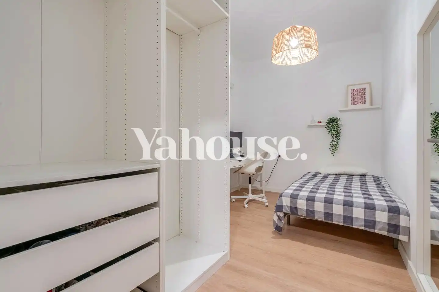 Schlafzimmer von Wohnung zum Verkauf in Barcelona mit Klimaanlage, Heizung und Parkett