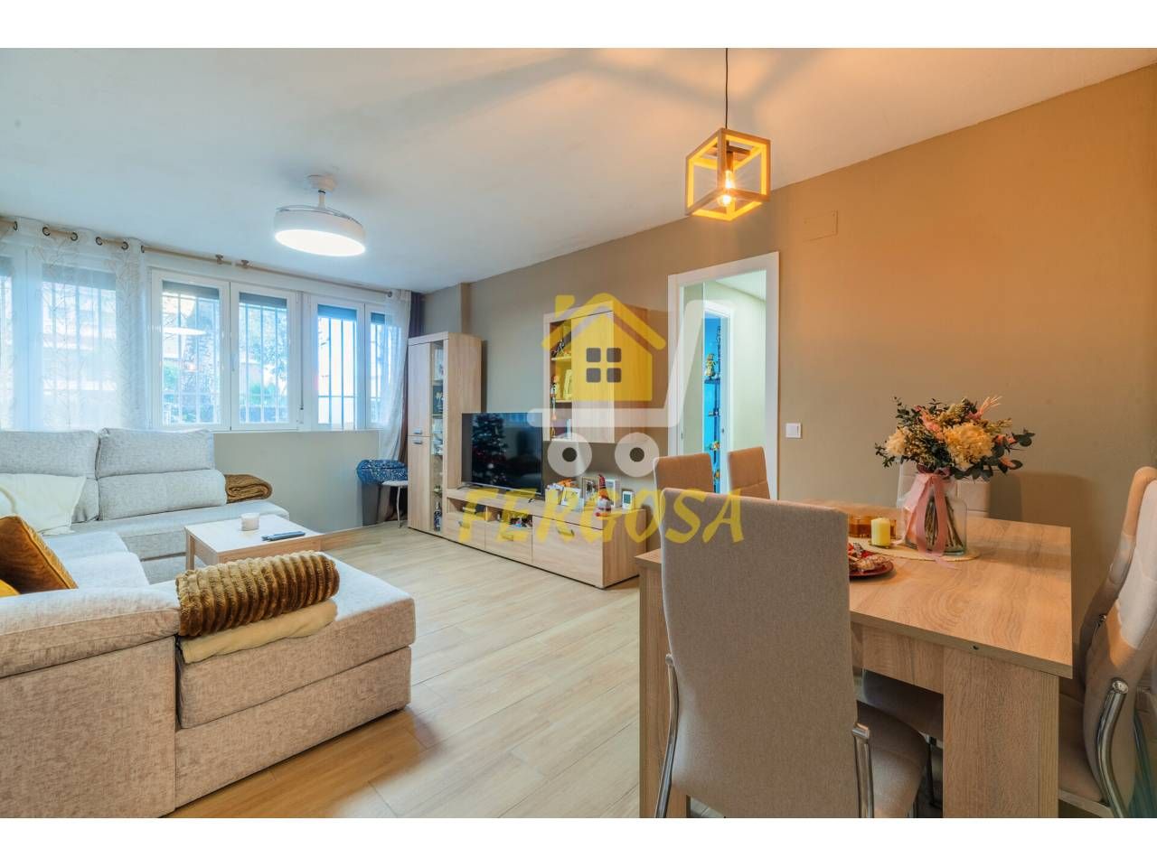 Living room of Flat for sale in Fuenlabrada  with Heating and Community pool