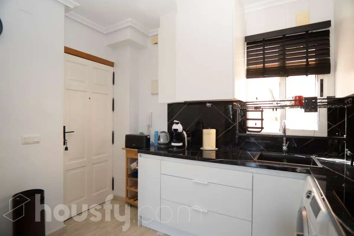 Flat with terrace for sale in Avenida de  Robleda ., imagen 11