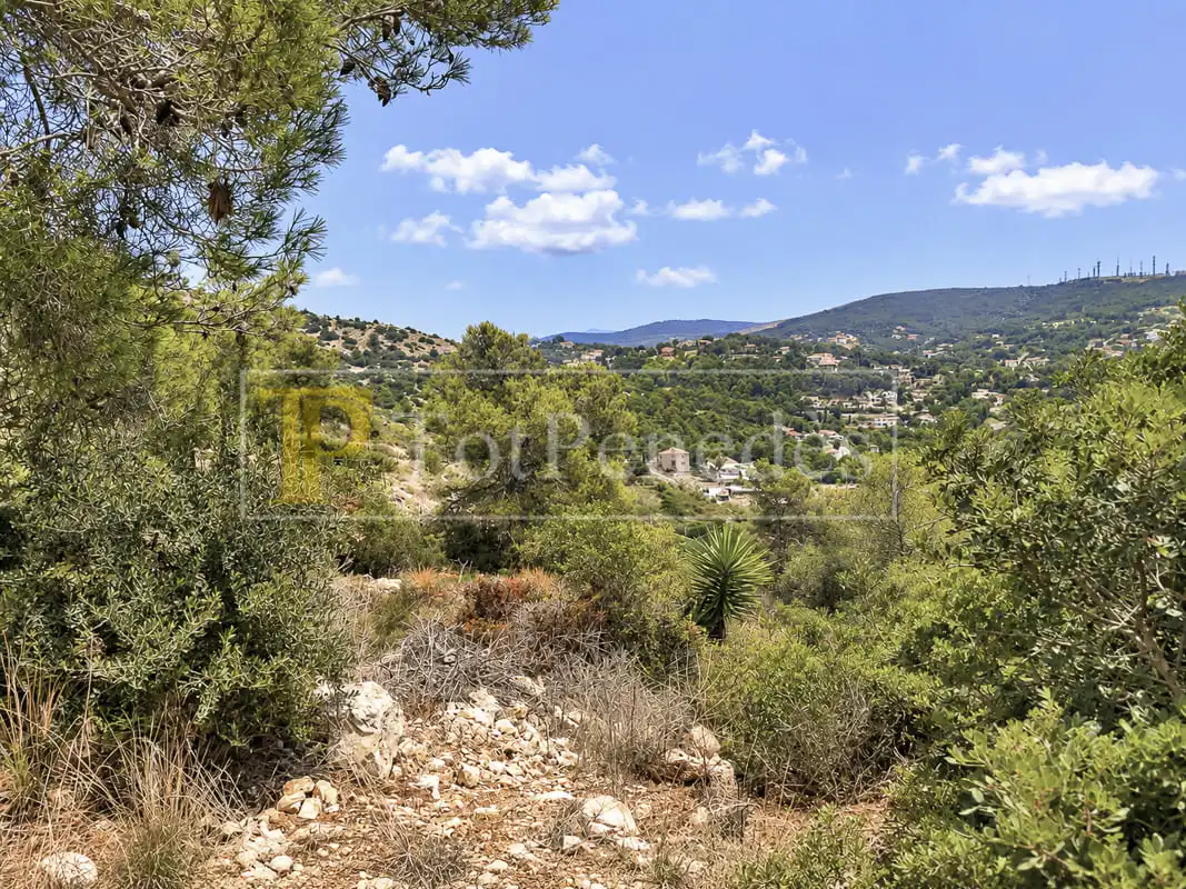 Terreno residencial en venta en Carrer Serral Llarg 84, imagen 2