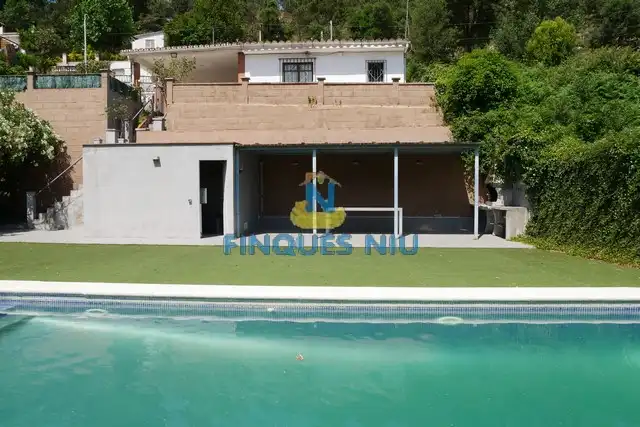 Swimming pool of Houses for sale in Massanes