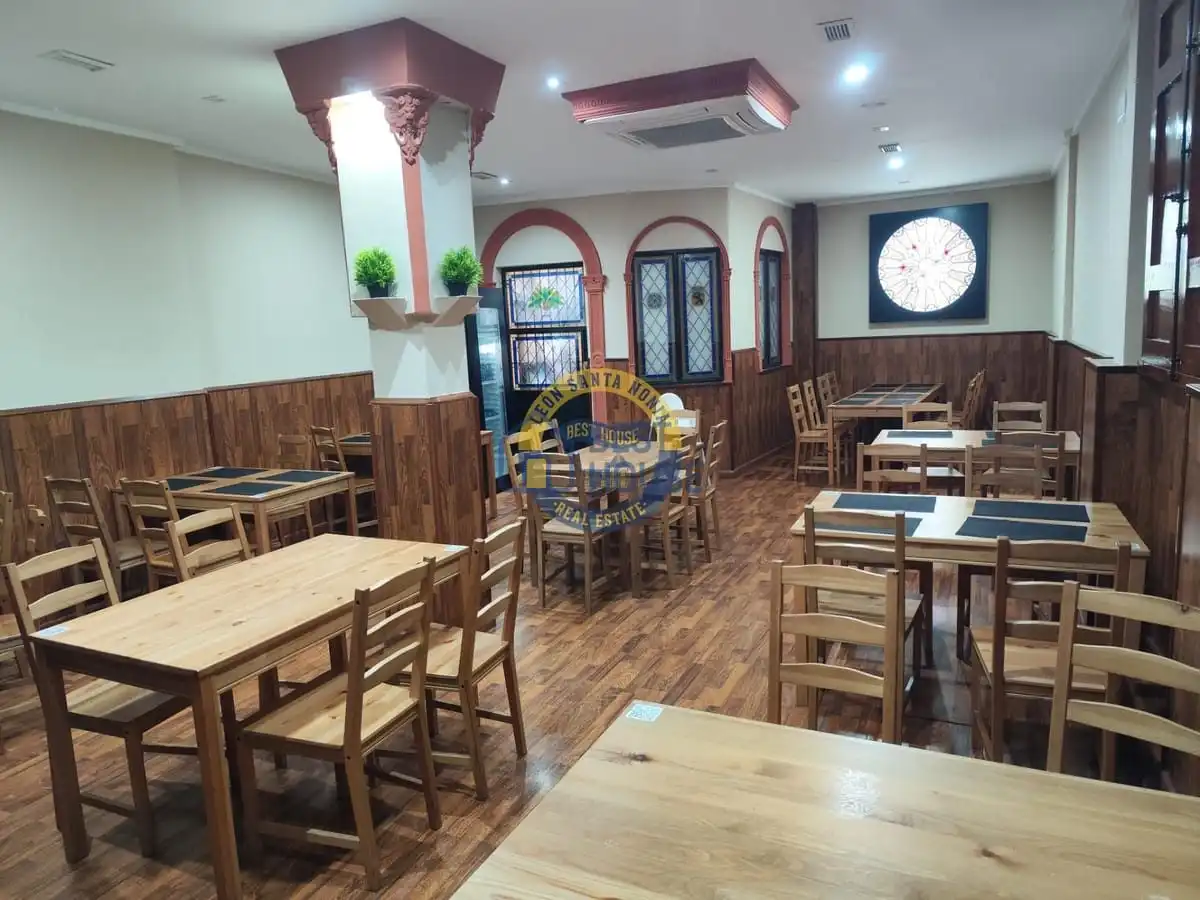 Business premises for sale in Casco Antiguo