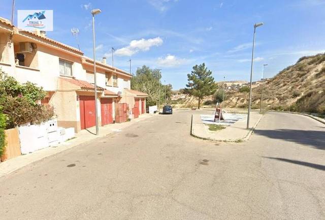 Casa adosada en Venta en Calle CASTELLAR en Los Ramos