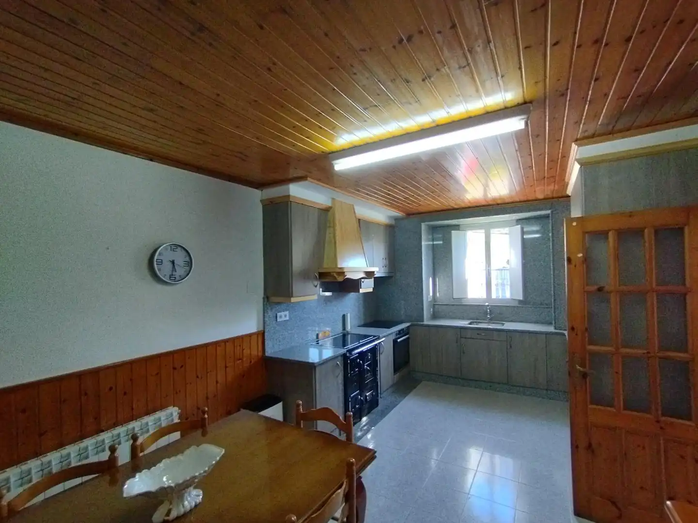 Cuina de Casa o xalet en venda en As Somozas  amb Calefacció, Jardí privat i Moblat