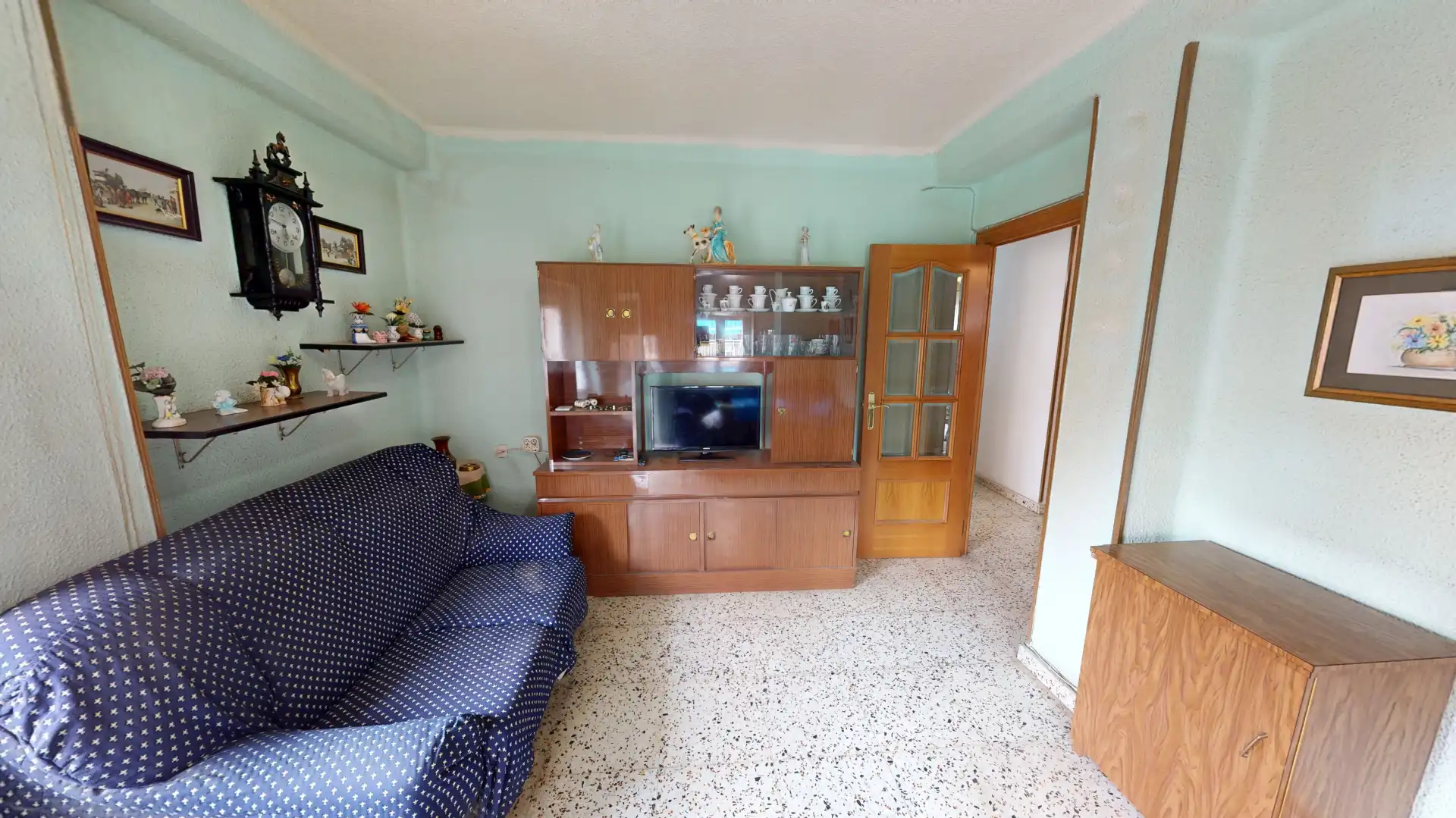 Sala d'estar de Pis en venda en Albacete amb Moblat