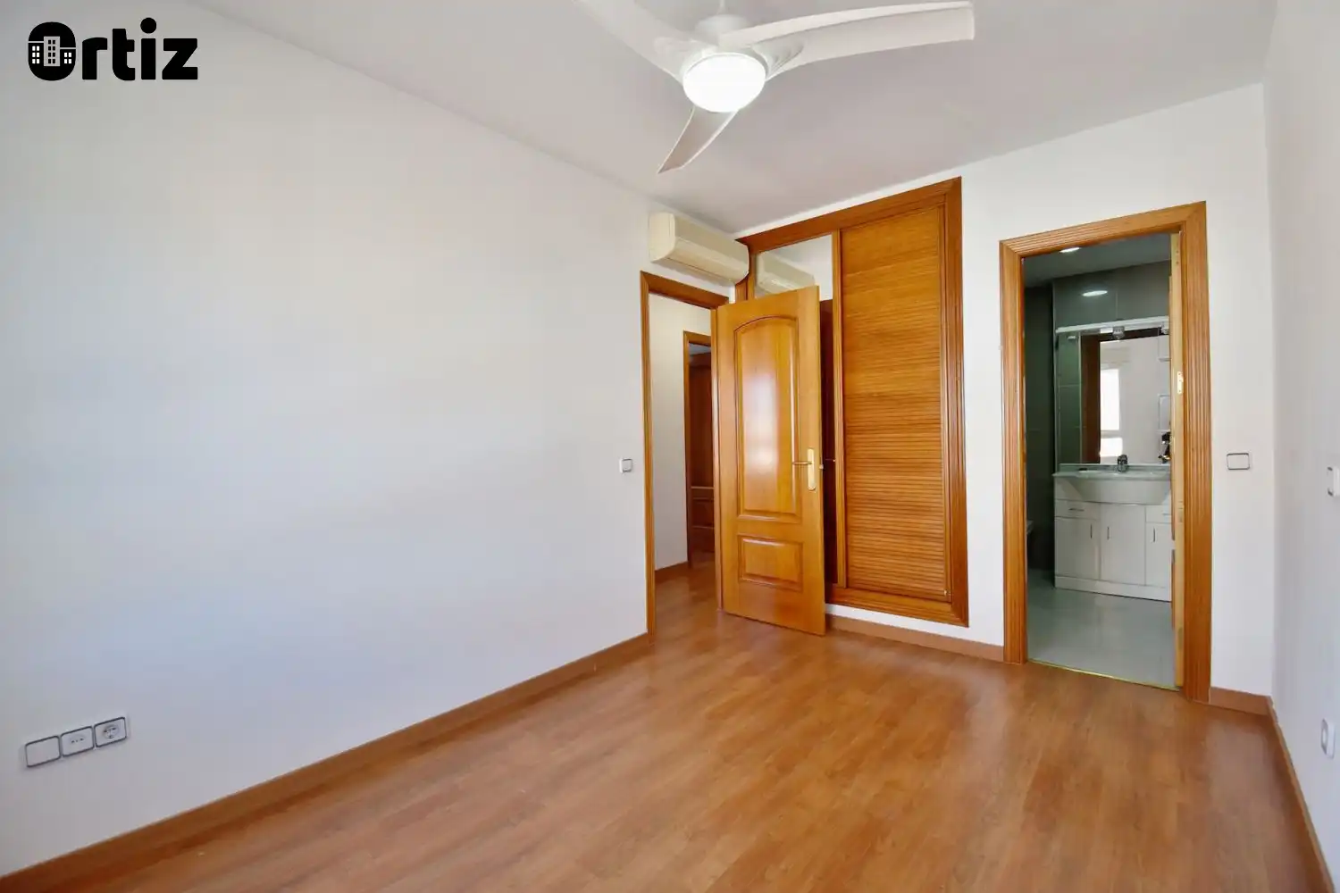 Habitación de Ático en venta en Torrejón de Ardoz con Aire acondicionado, Calefacción y Terraza