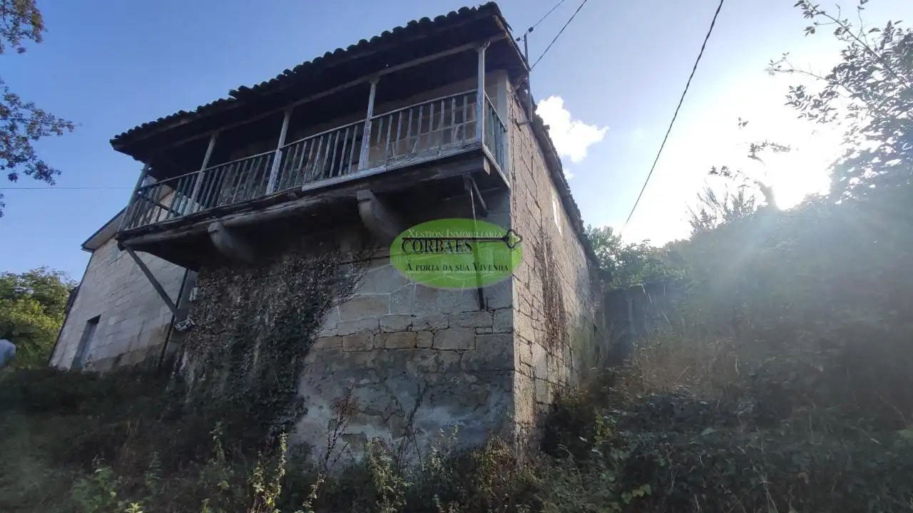 Casa con jardín en venta en Carballedo, imagen 3