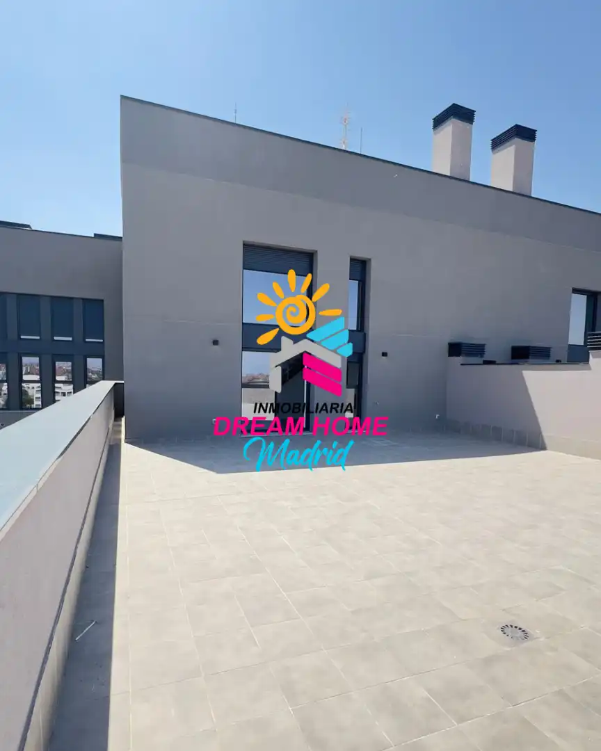 Loft con piscina en venta en Calle Laguna del Marquesado