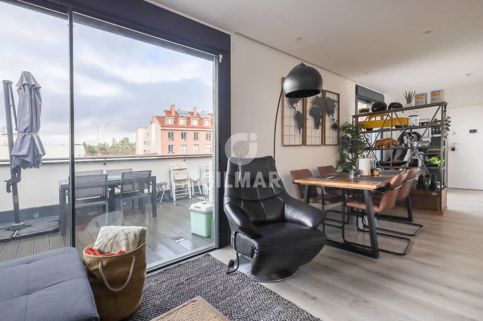 Vista exterior de Ático en venta en Madrid con Calefacción, Jardín privado y Trastero