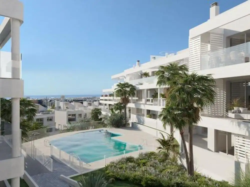 Adossat amb piscina en venda a Estepona Pueblo
