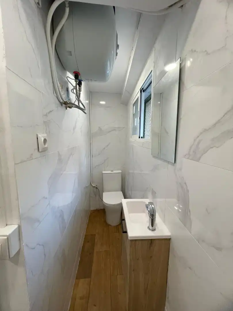 Local comercial en venta en Carrer de la Conca de Tremp, imagen 6