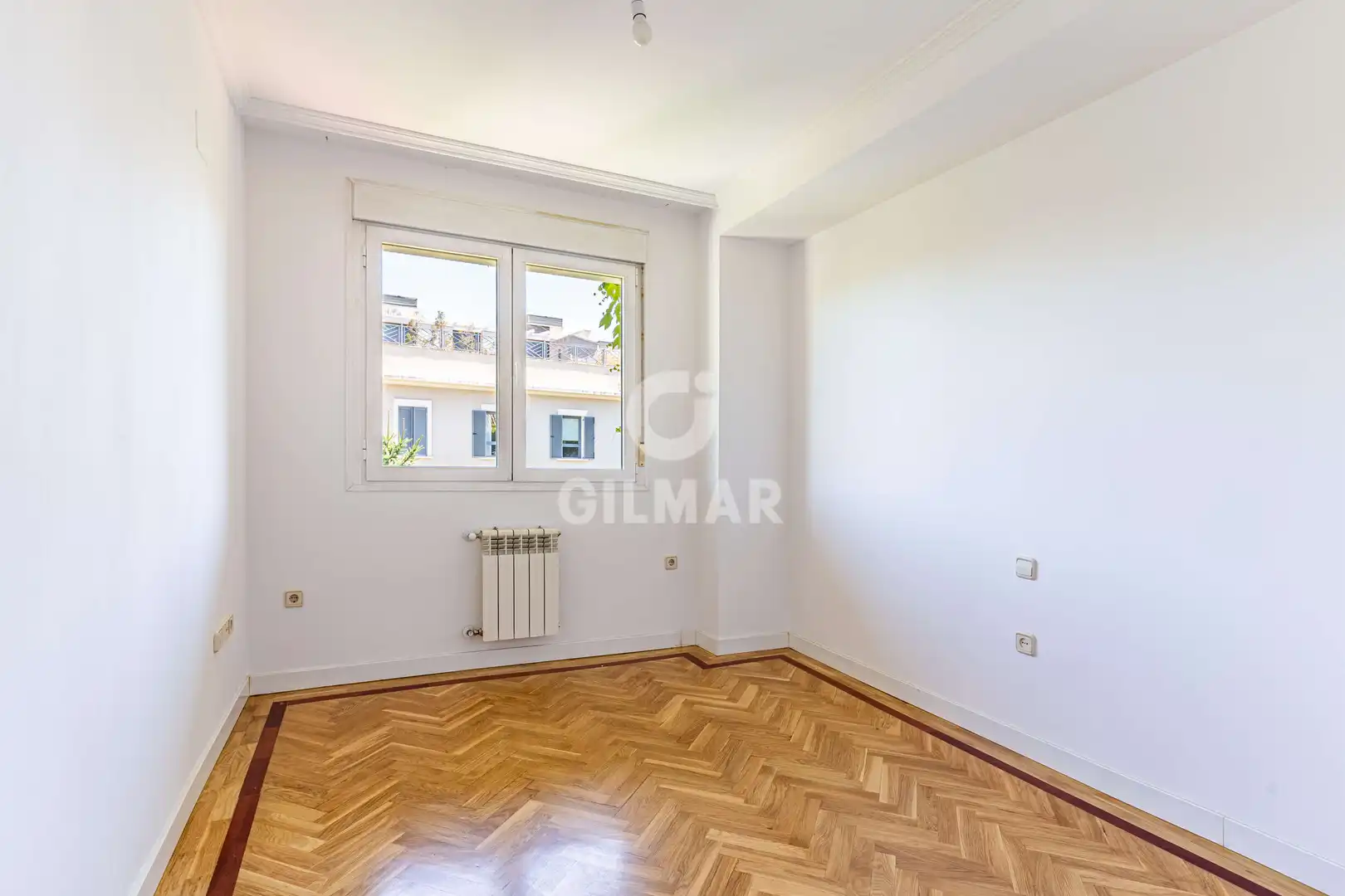 Bedroom of Duplexes for sale in Madrid  with Heating, Private garden and Storage room