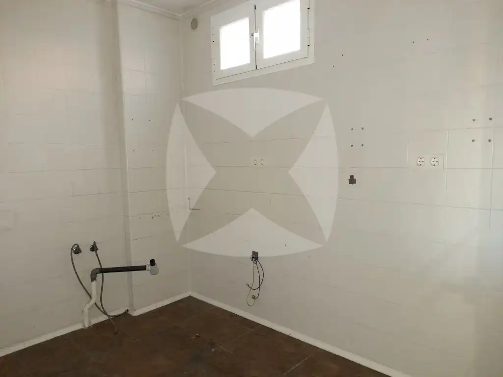 Business premises to rent in Avenida Alfonso Diaz de Bustamante y Quijano, imagen 6