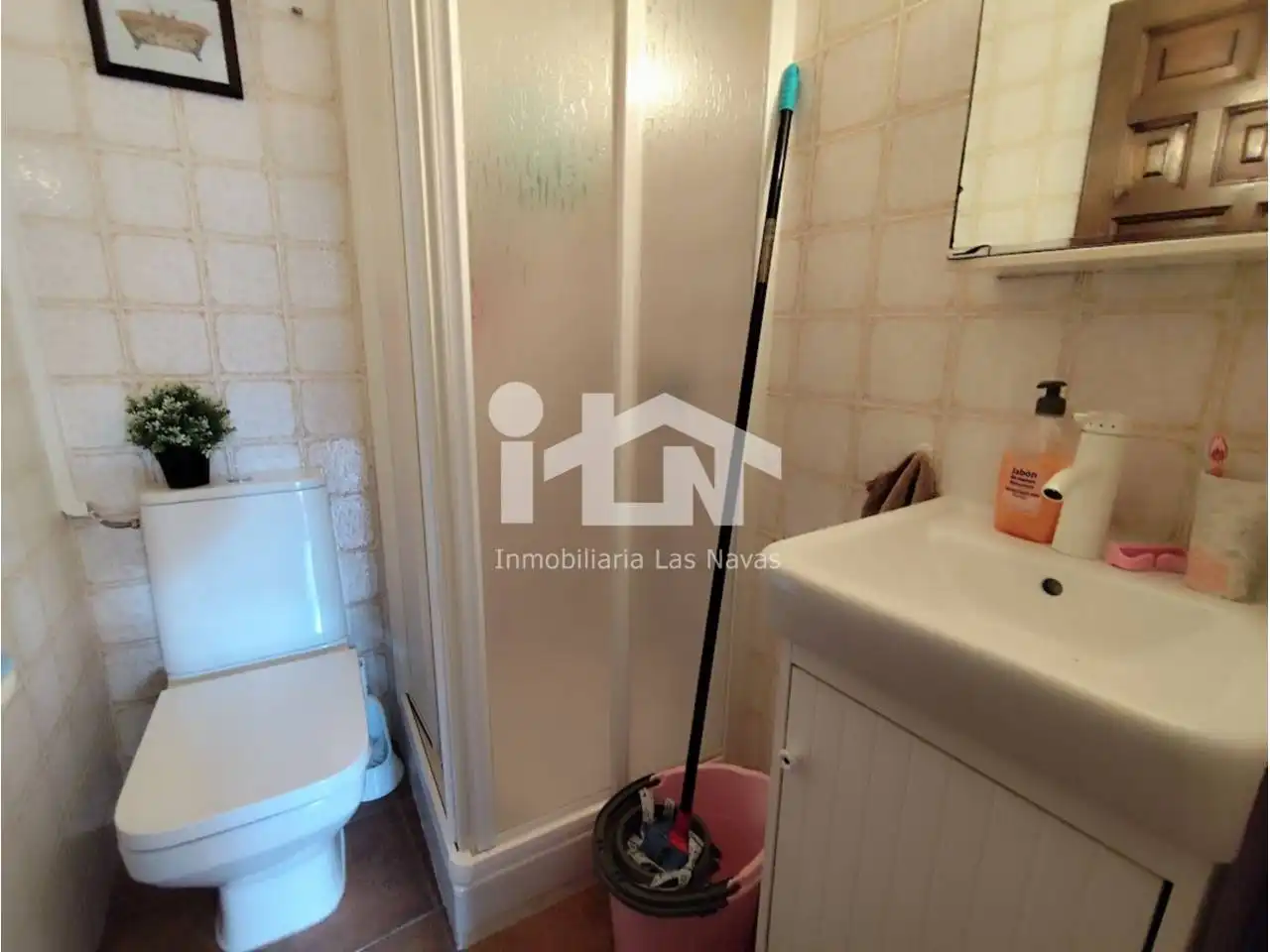 Baño de Casa o chalet en venta en Las Navas del Marqués  con Calefacción y Terraza