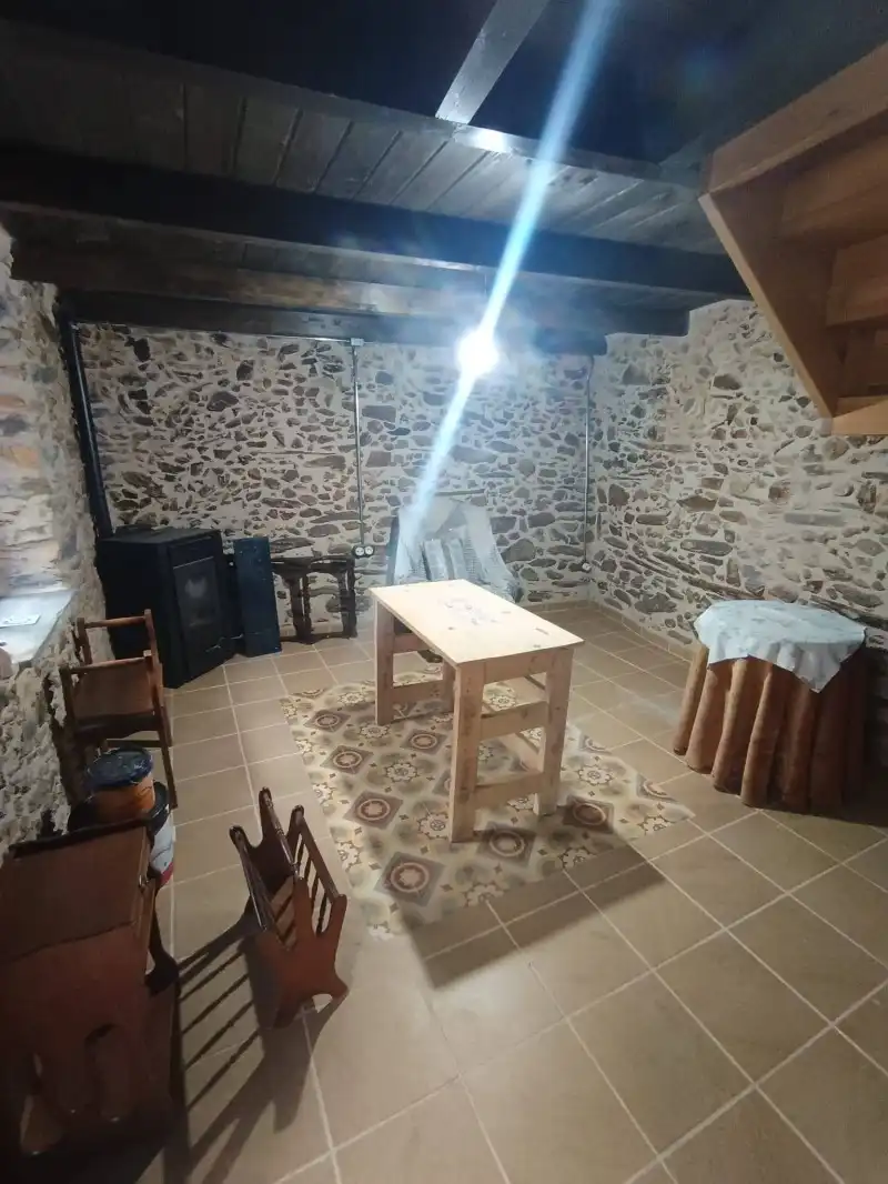 Houses for sale in Caminomorisco  with Heating