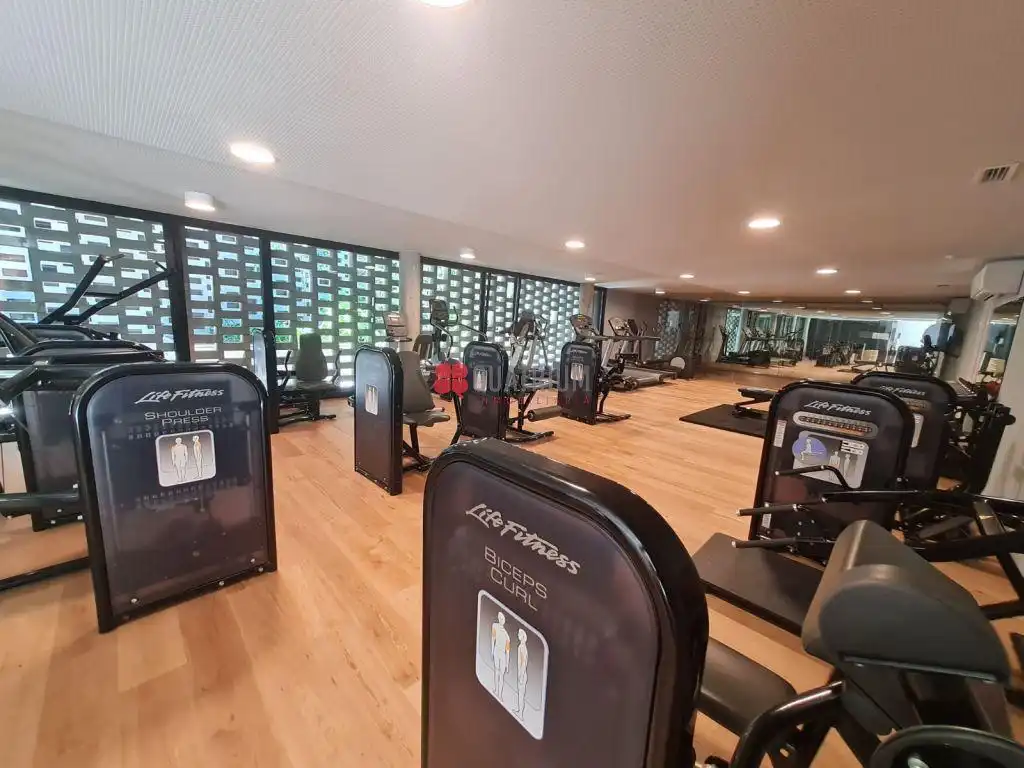 Piso de alquiler en Santiago de Compostela  con Calefacción, Terraza y Amueblado