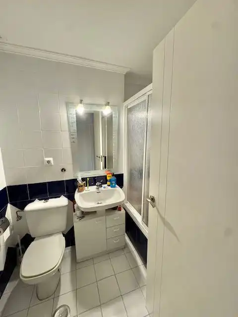 Baño de Piso en venta en Sevilla con Aire acondicionado