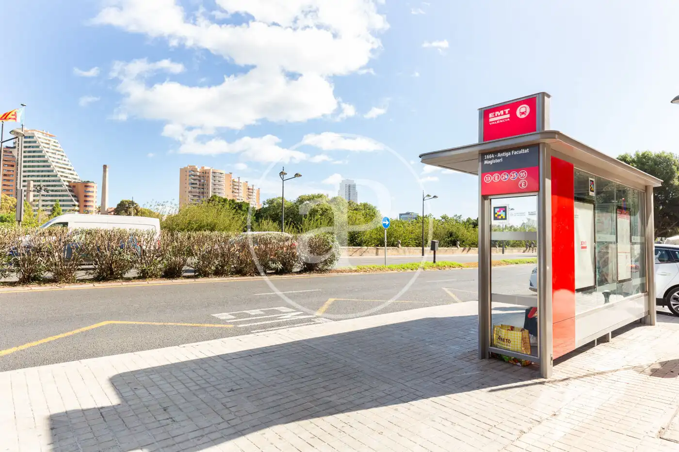 Vista exterior de Pis de lloguer en Valencia amb Aire condicionat, Calefacció i Moblat
