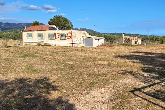 Terreno en Venta en Carrer Andreu Llambrich, 48 en L'Ametlla de Mar pueblo