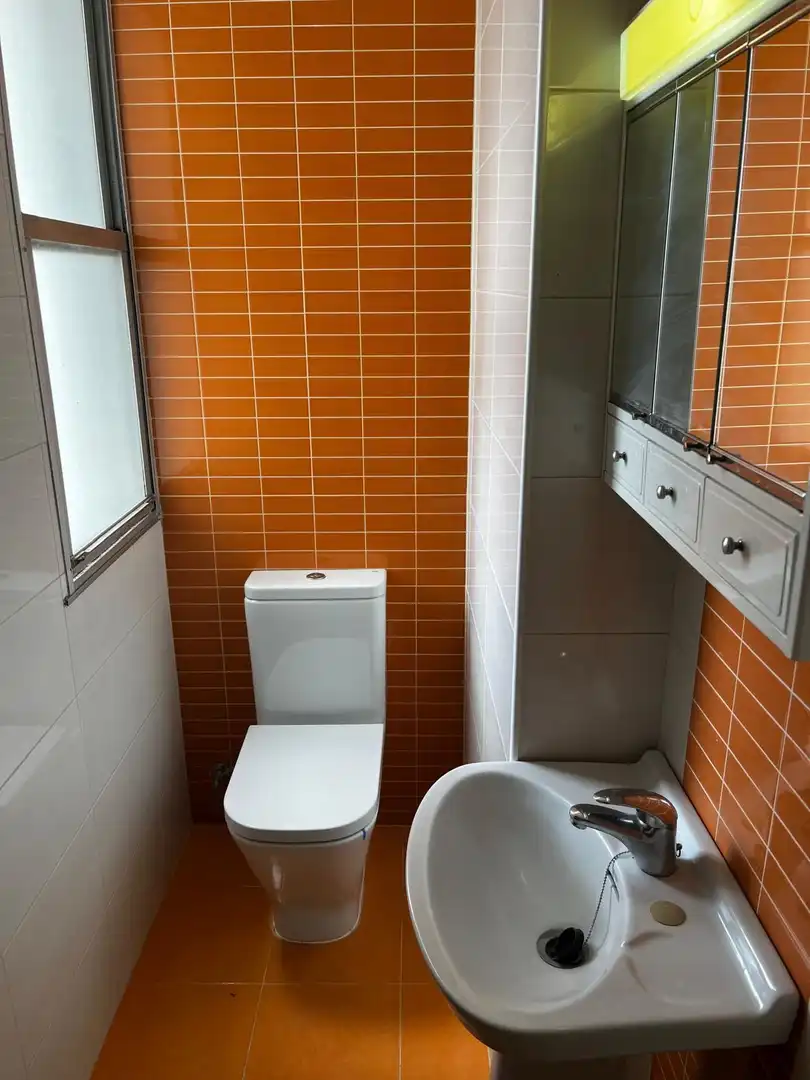 Bany de Pis de lloguer en Cangas 