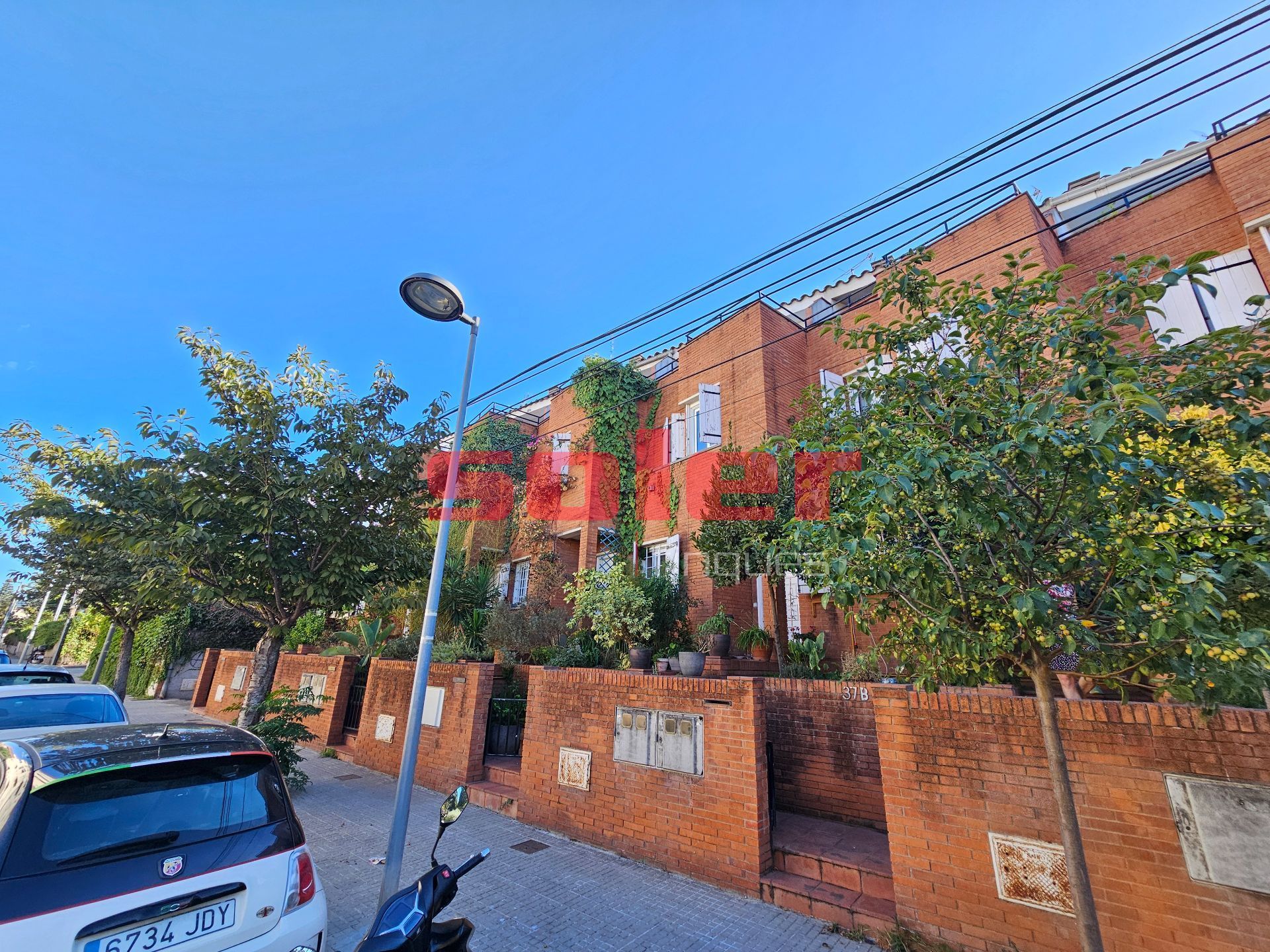 Exterior view of Single-family semi-detached for sale in Sant Cugat del Vallès  with Air Conditioner, Heating and Private garden