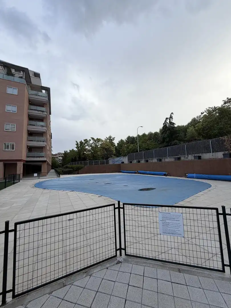 Flat with pool to rent in Calle de Arcaute, imagen 15
