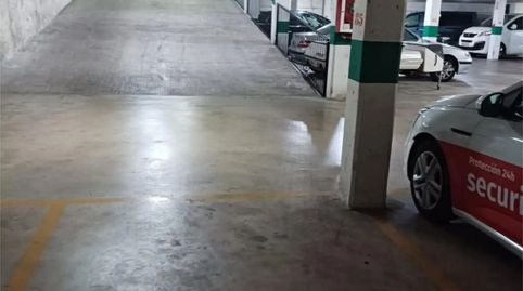 Foto 2 de Garaje de alquiler en Avinguda del Doctor Peset Aleixandre, 112, Barrio de Benicalap, Valencia Capital