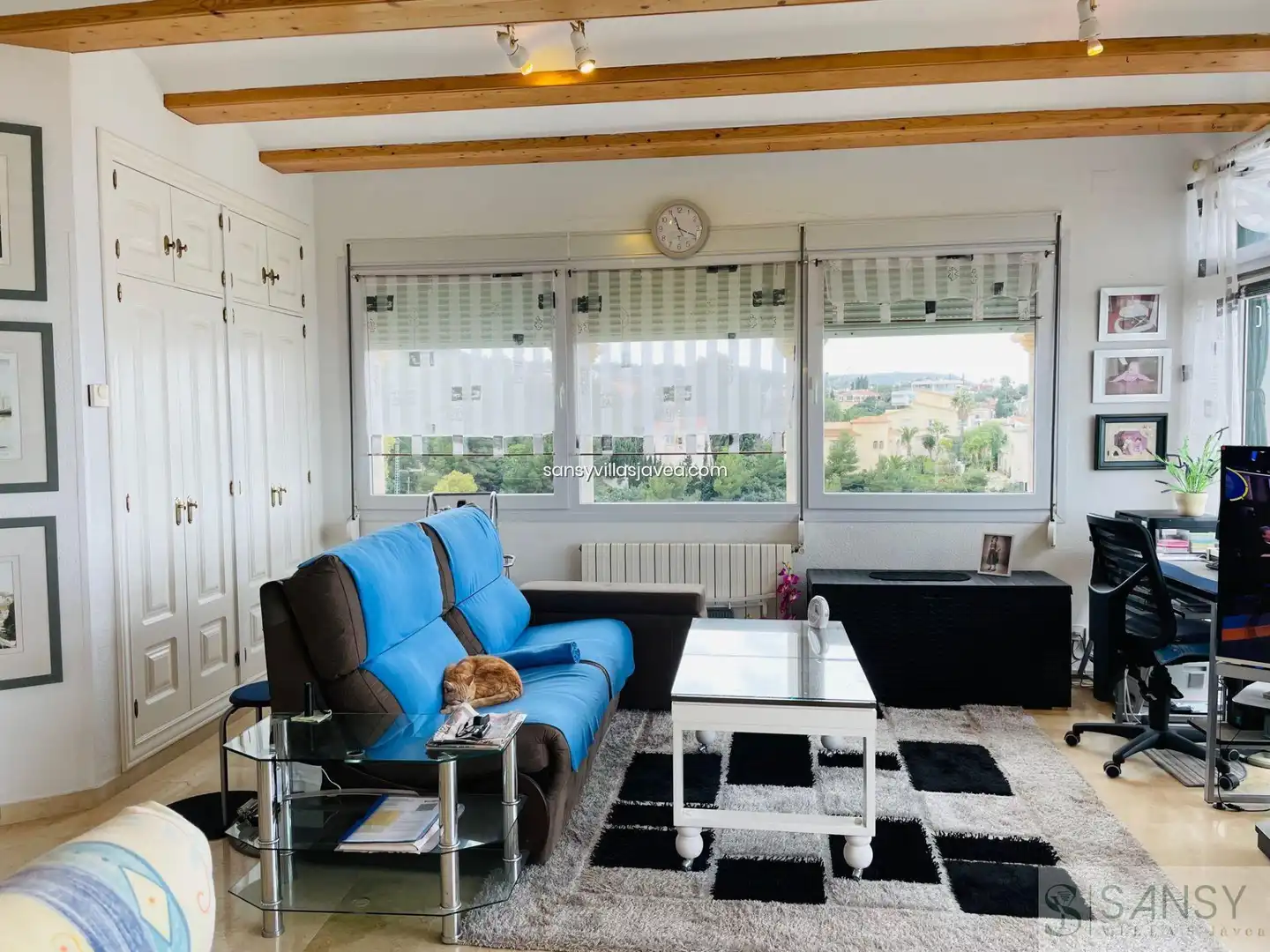 Living room of Houses for sale in Dénia  with Air Conditioner and Storage room