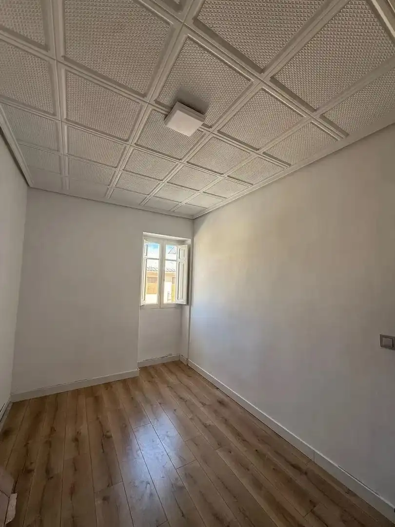 Habitación de Piso en venta en Alcàsser con Terraza y Balcón