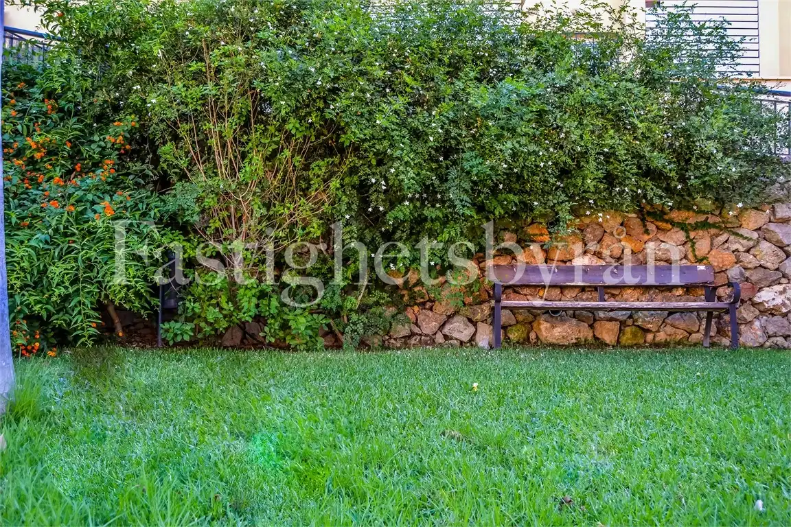 Maisonette zum Verkauf in Avenida Palmeras de Baviera, Caleta de Vélez