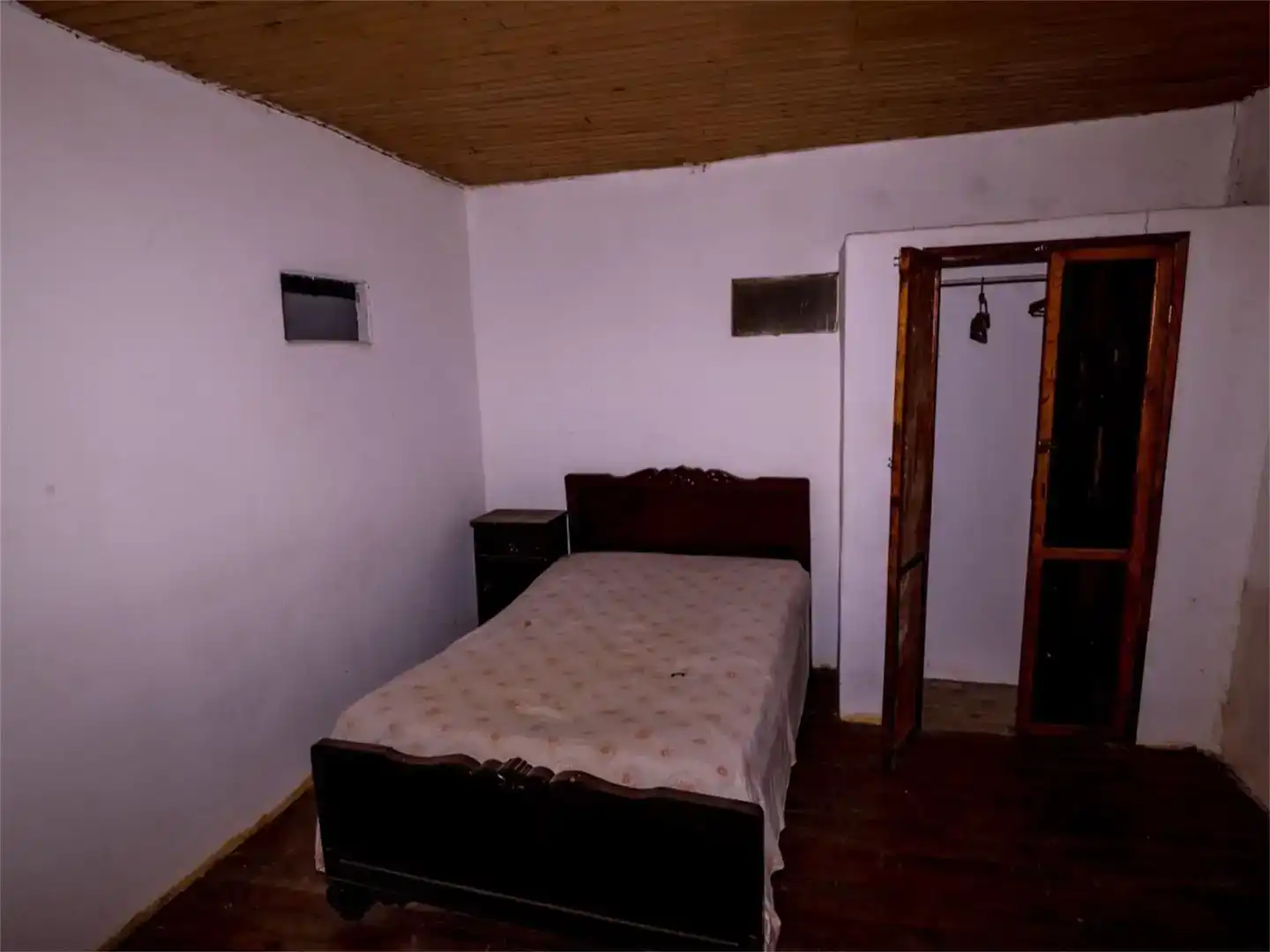 Dormitori de Casa o xalet en venda en Cualedro amb Balcó