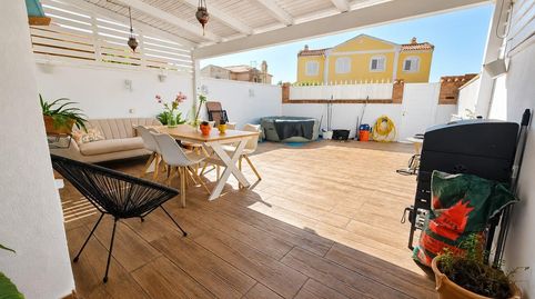 Foto 2 de Casa adosada en venta en Los Barrios, Cádiz