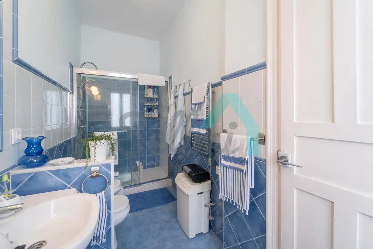 Baño de Casa o chalet en venta en Ribera de Arriba con Jardín privado, Terraza y Balcón