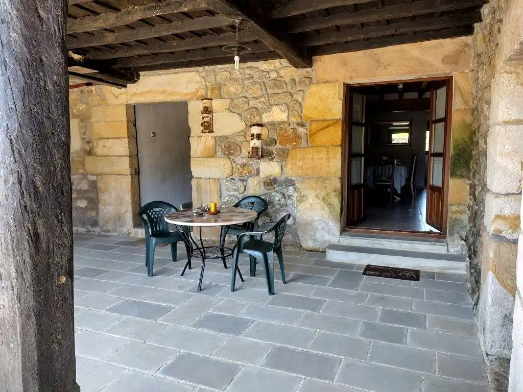 Country house zum Verkauf in Barrio de Arriba, Reocín