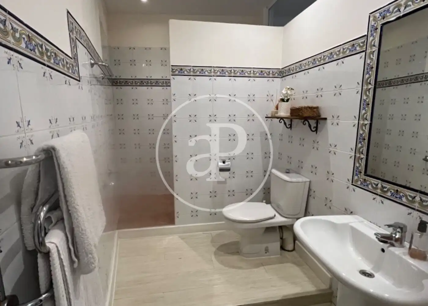Baño de Piso en venta en  Palma de Mallorca con Aire acondicionado, Calefacción y Terraza