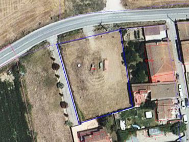 Terreny residencial en venda a Carrer Fluvia