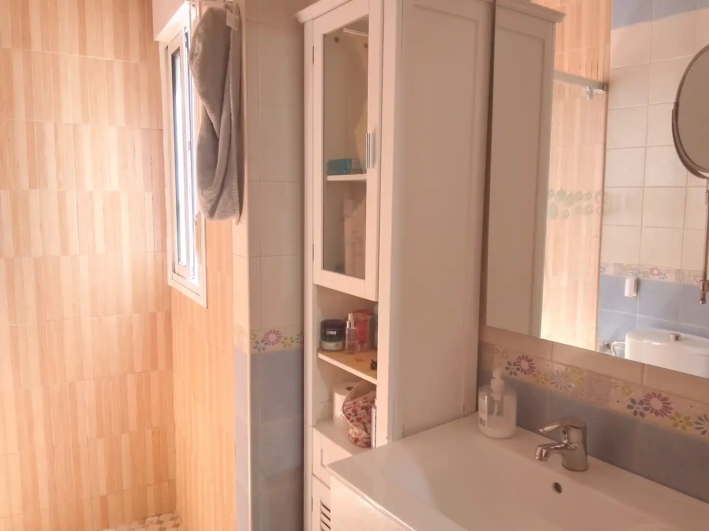 Bathroom of Houses for sale in Ubrique  with Private garden, Terrace and Balcony