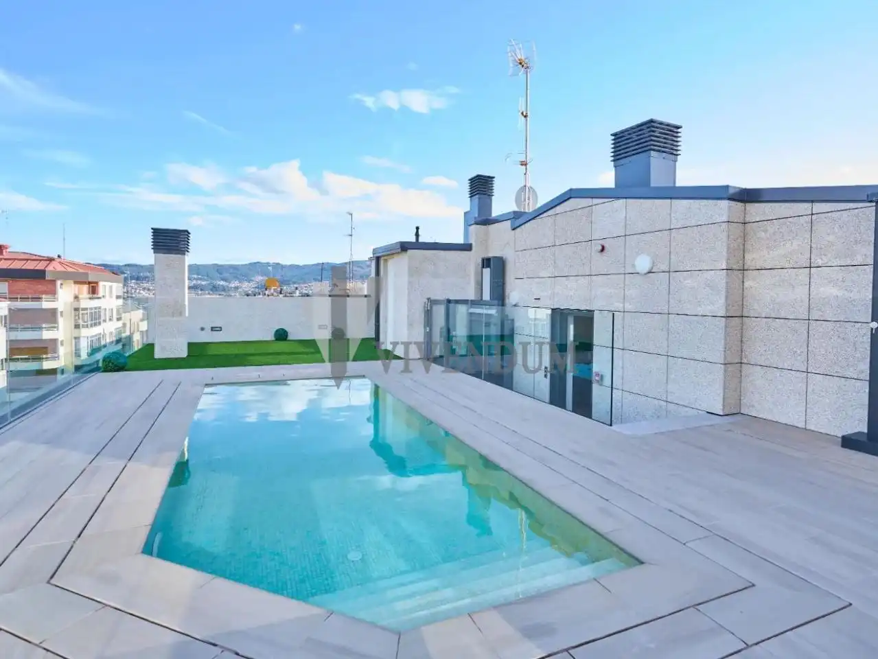 Schwimmbecken von Wohnungen zum Verkauf in Vigo  mit Heizung, Schwimmbad und Haustechnik
