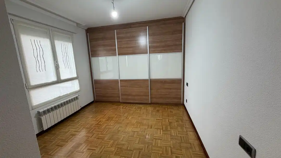 Bedroom of Flat for sale in Vitoria - Gasteiz  with Heating, Terrace and Storage room