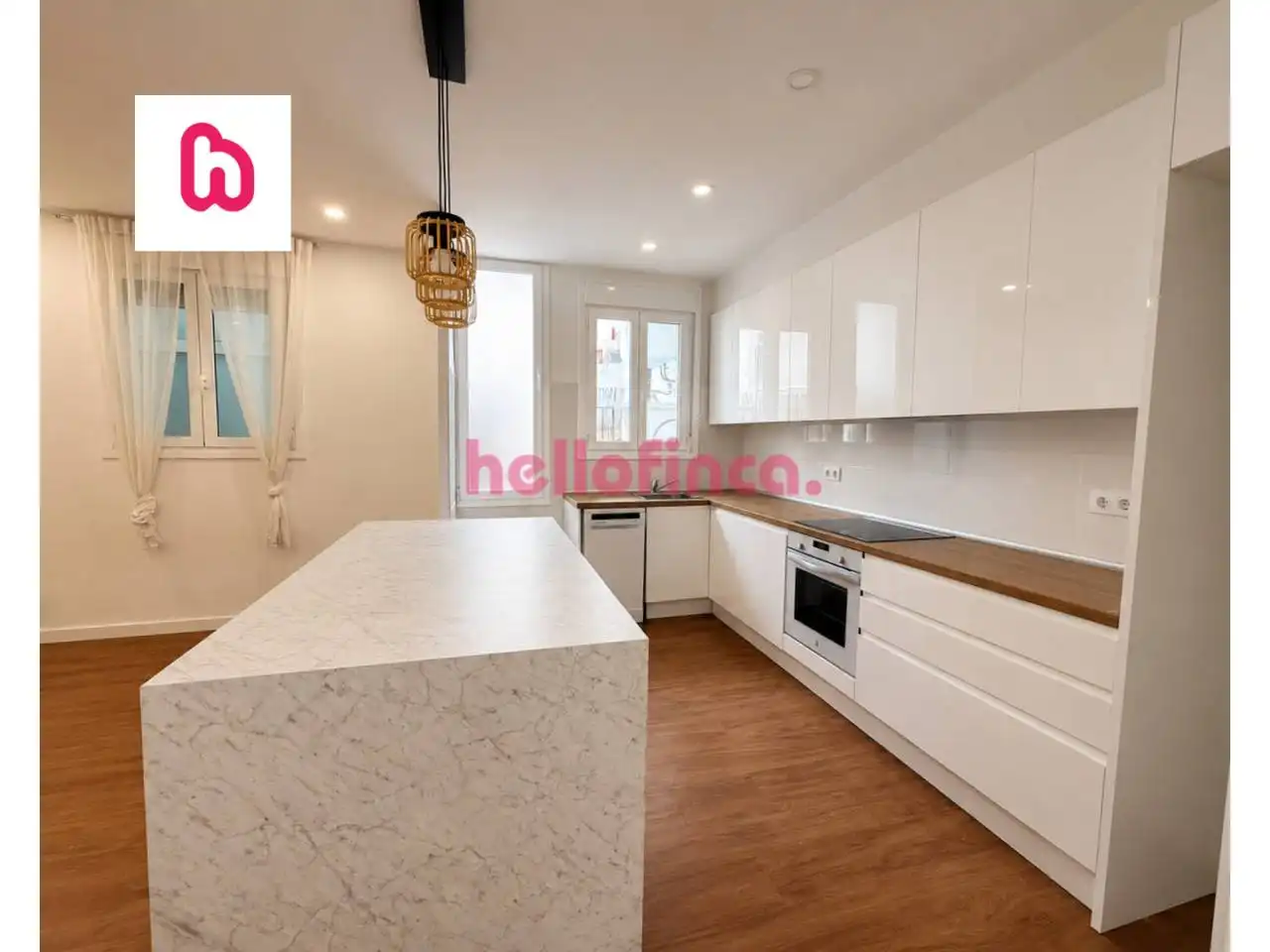 Kitchen of Flat for sale in El Vendrell  with Air Conditioner, Heating and Parquet flooring