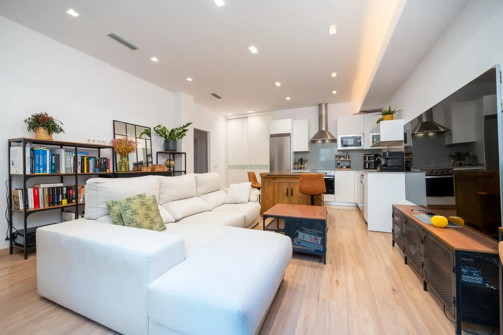 Sala de estar de Planta baja en venta en  Palma de Mallorca con Aire acondicionado, Calefacción y Jardín privado