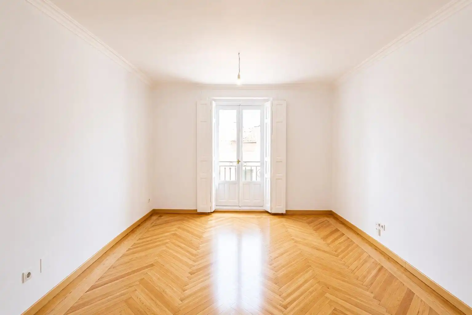 Flat for rent in Madrid  with Air Conditioner, Heating and Parquet flooring