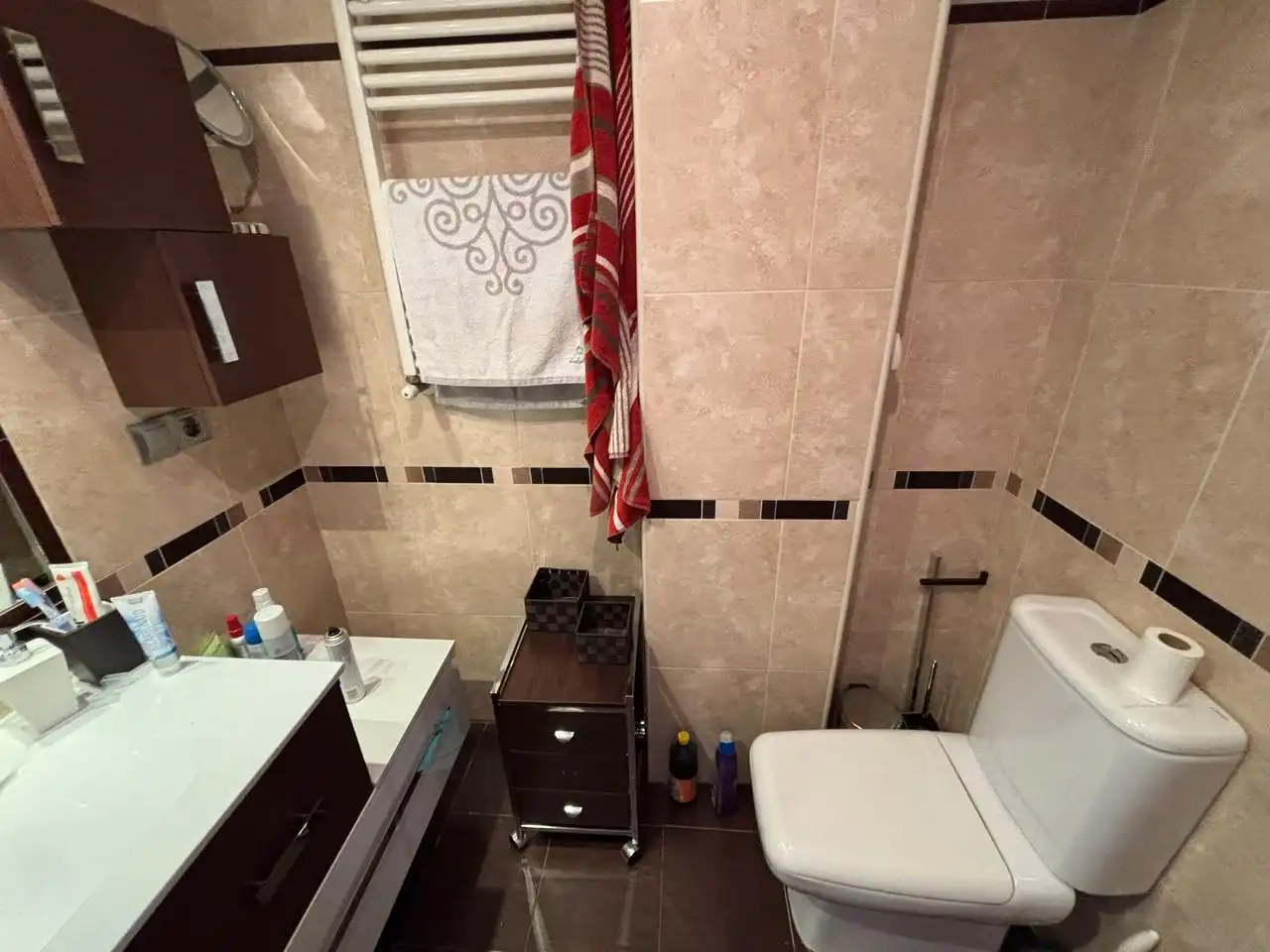 Bany de Casa adosada en venda en Jaén amb Aire condicionat, Calefacció i Terrassa