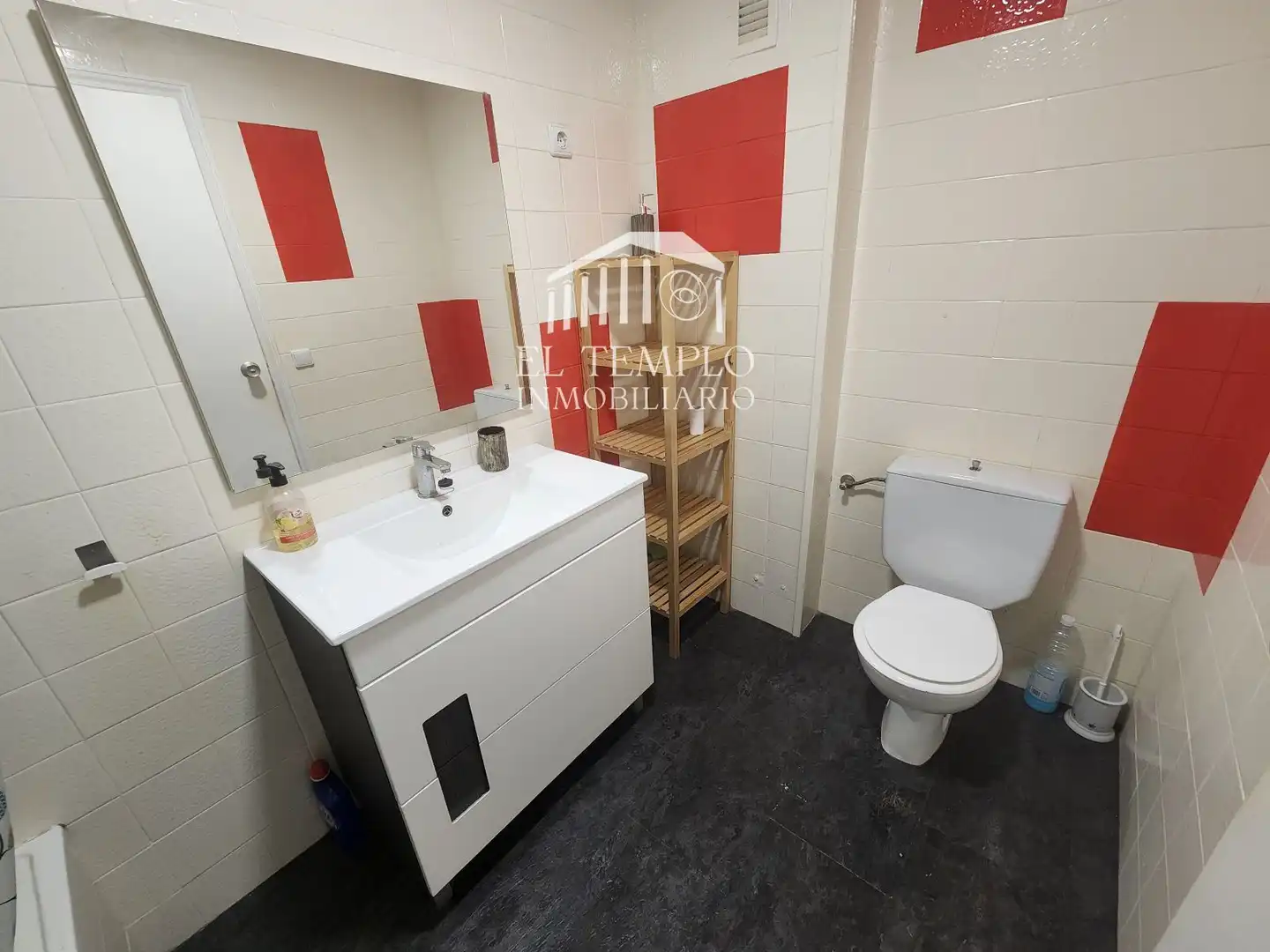 Baño de Piso en venta en Onil, Alicante